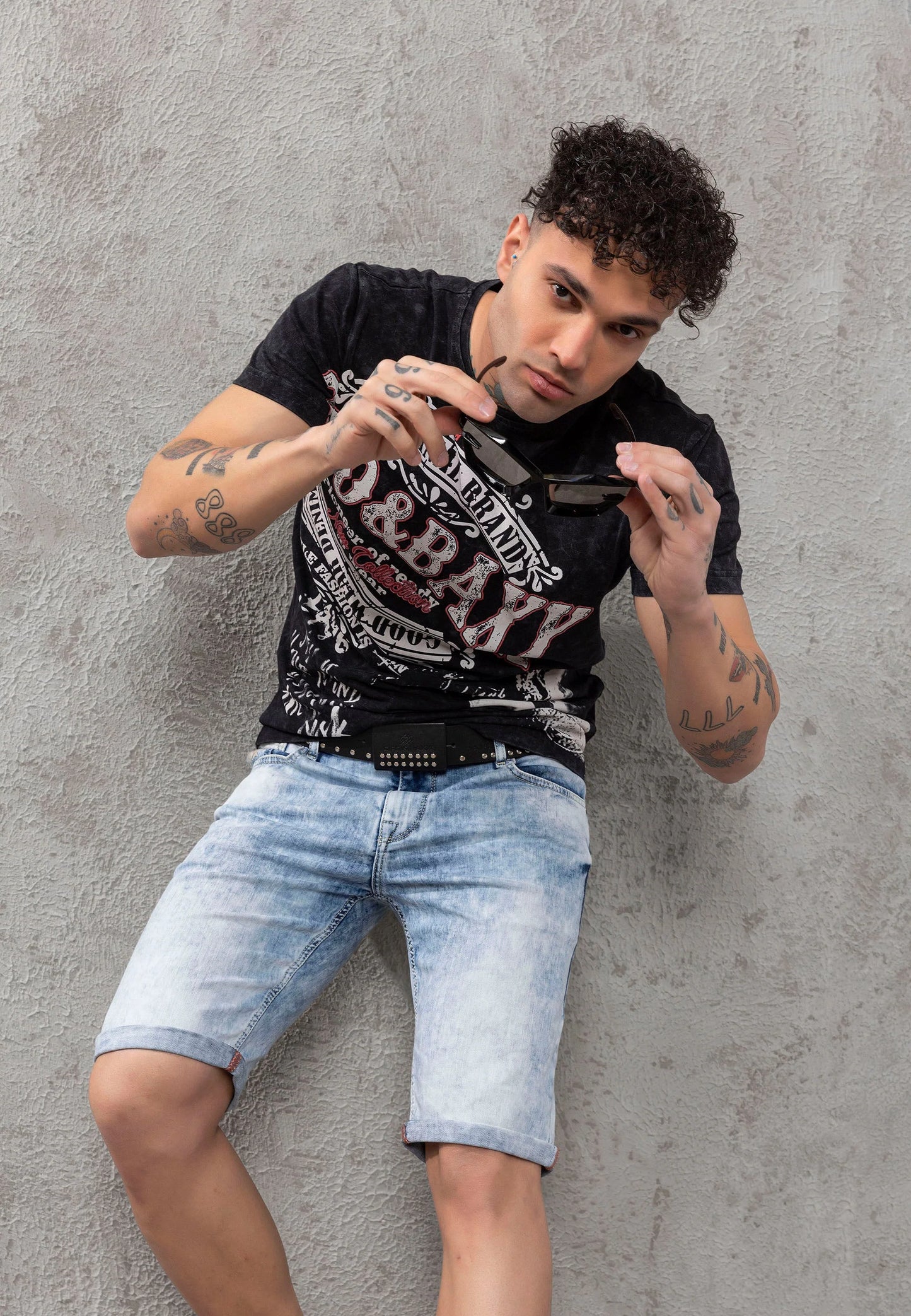 Cipo & Baxx ORBIT Herren Kurze Jeans Iceblue Denim CK266